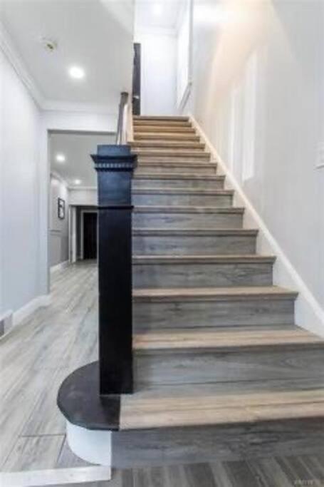 Home Away From Home On Lasalle - 3 Bd 2 Bth Slps 6 Niagara Falls Kültér fotó
